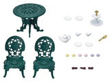 Sylvanian Families 6012 - Tavolo con 2 sedie e set per il The in vendita da Gioca Joué
